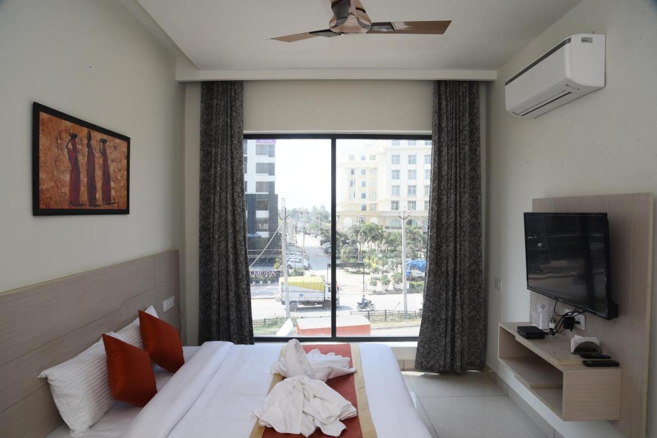 Hotel Hamilton Zirakpur Exterior photo