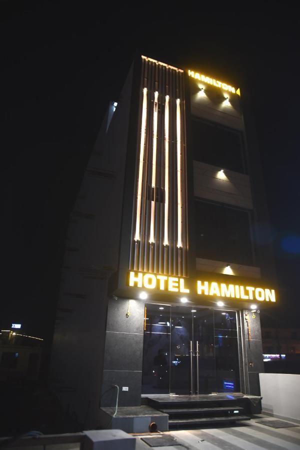 Hotel Hamilton Zirakpur Exterior photo